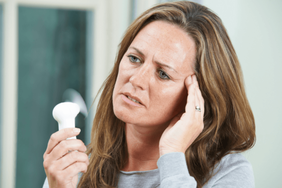 Dolazak menopauze - evo što morate znati i kako ju lakše prebroditi ili pomoći mami u istoj