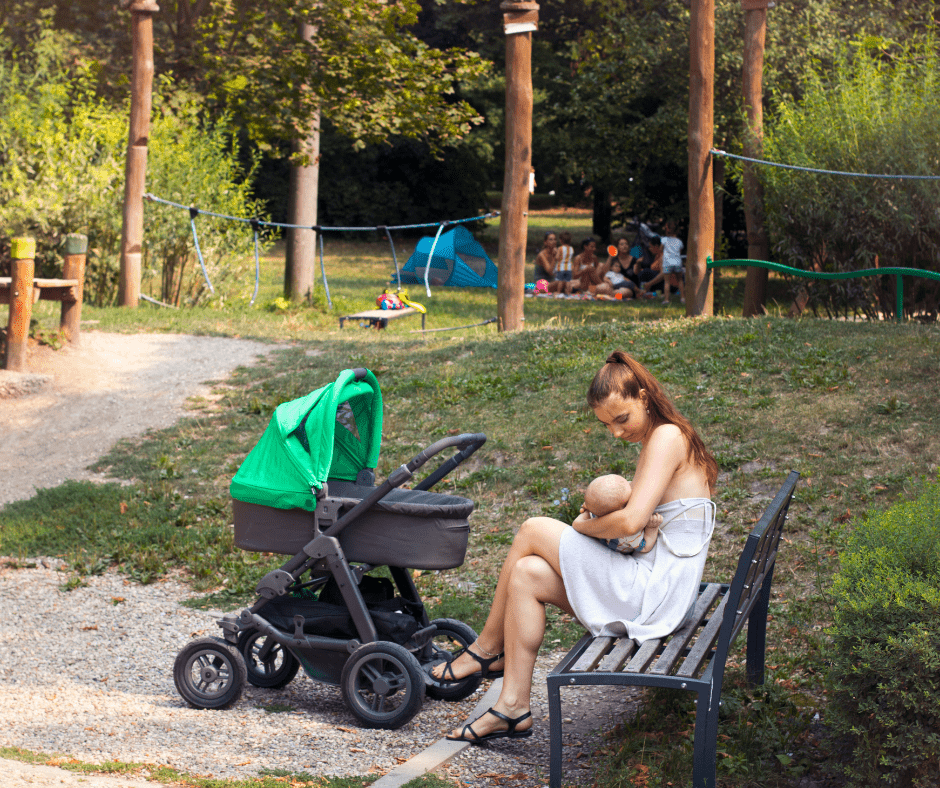 Zašto se ustručavamo odjenuti majicu bez grudnjaka ili dojiti dijete u javnosti?