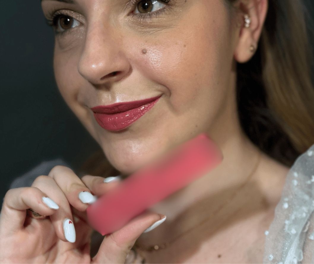 13 sati nošenja ruža bez popravaka? Ovaj je sjajni ruž prošao moj test!