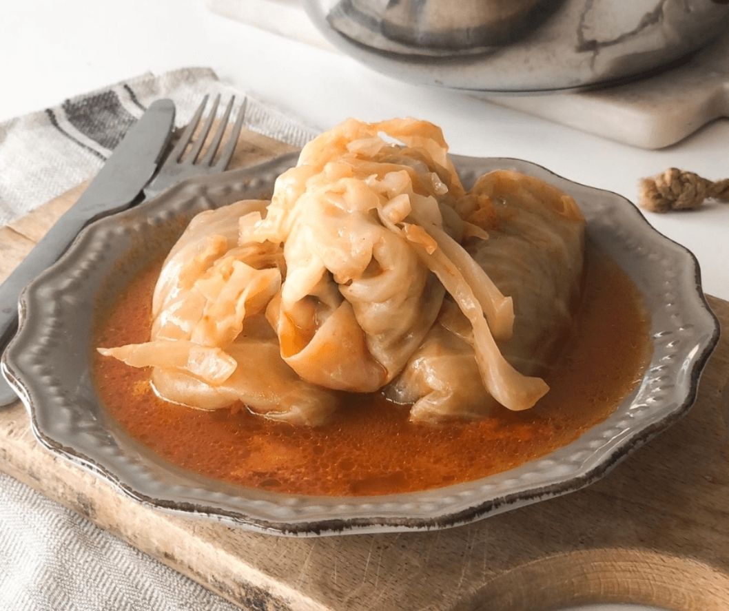 Keto i veganska sarma sve su popularnije opcije omiljenog domaćeg jela, a mogu biti jednako sočne