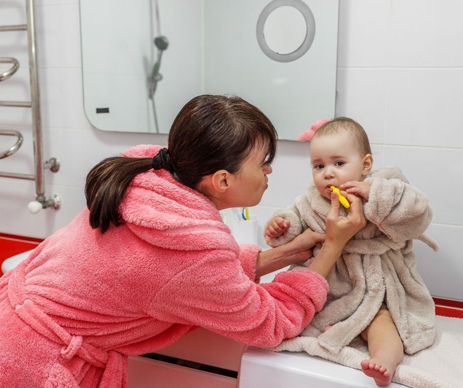 Nicanje prvih zubi kod djece: što izbjegavati, a što pomaže kako biste ublažili bol?