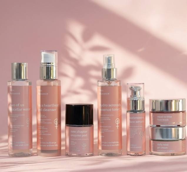 Cijela Skin Romance kolekcija sada je na odličnom popustu – evo što vas očekuje